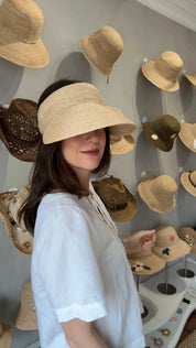 Visera - Karina Nude