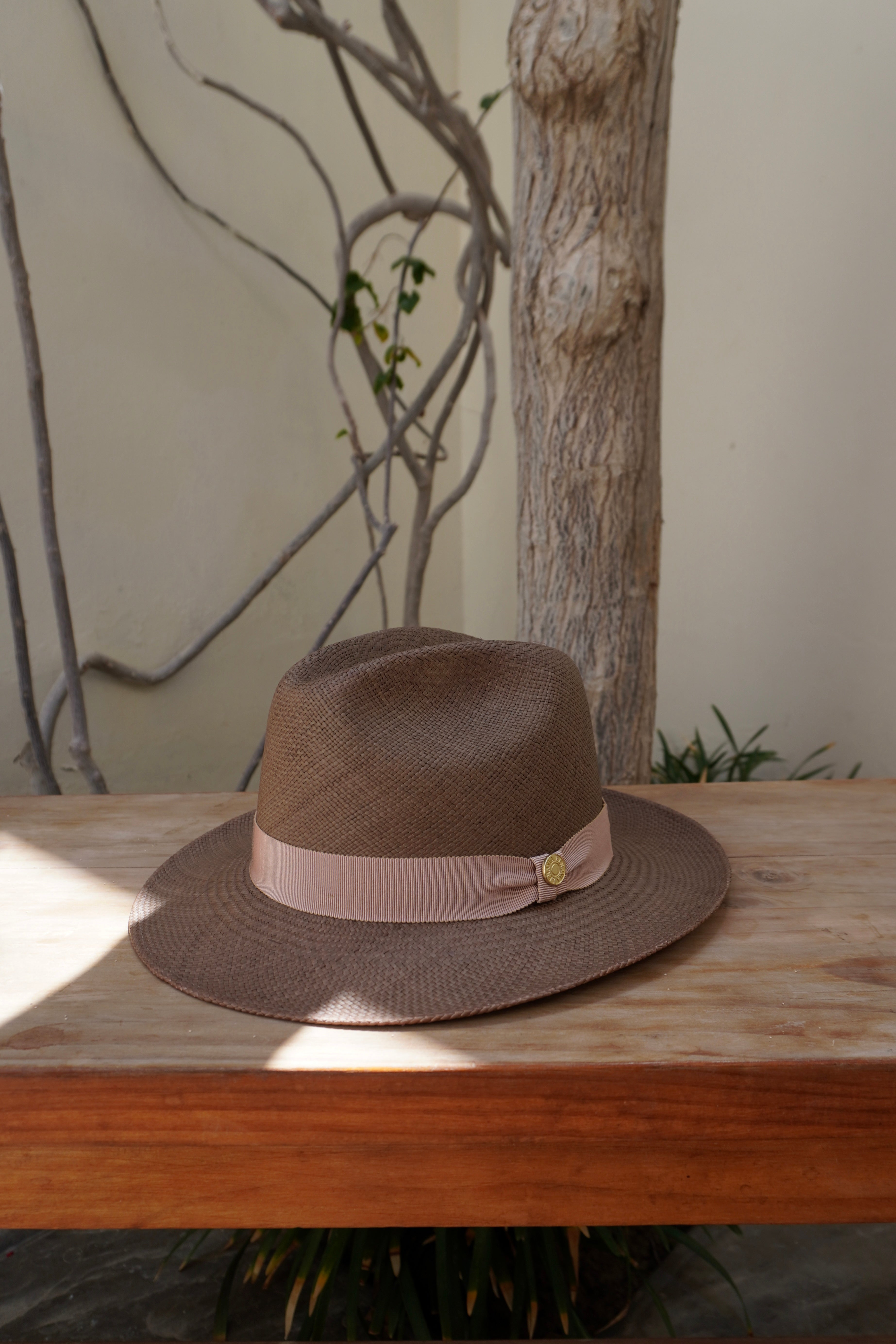 Nicole - Fedora Clásico