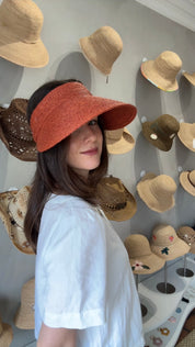 Visera - Karina Lacre