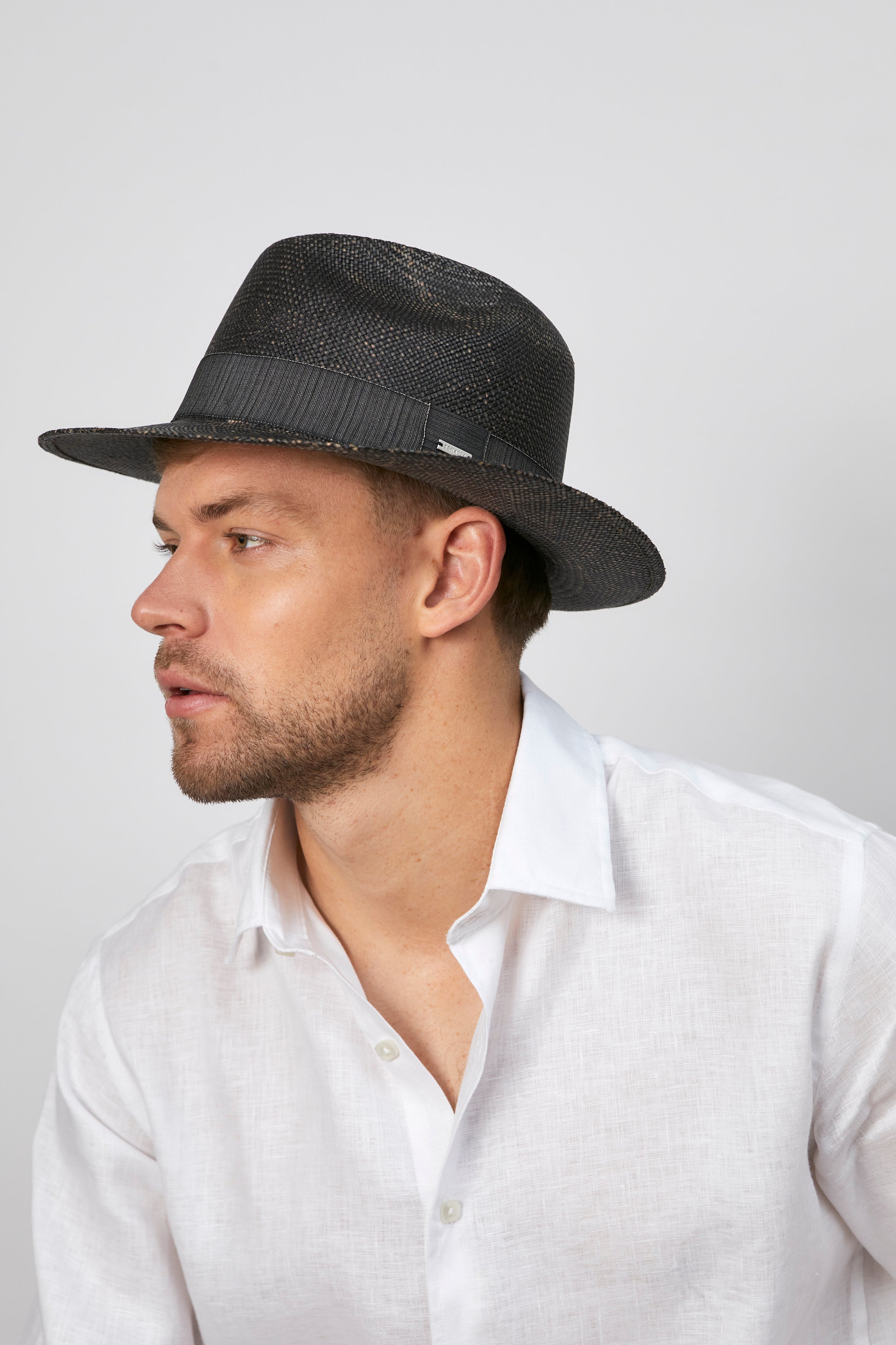 GLEN - Fedora Clásico (L)