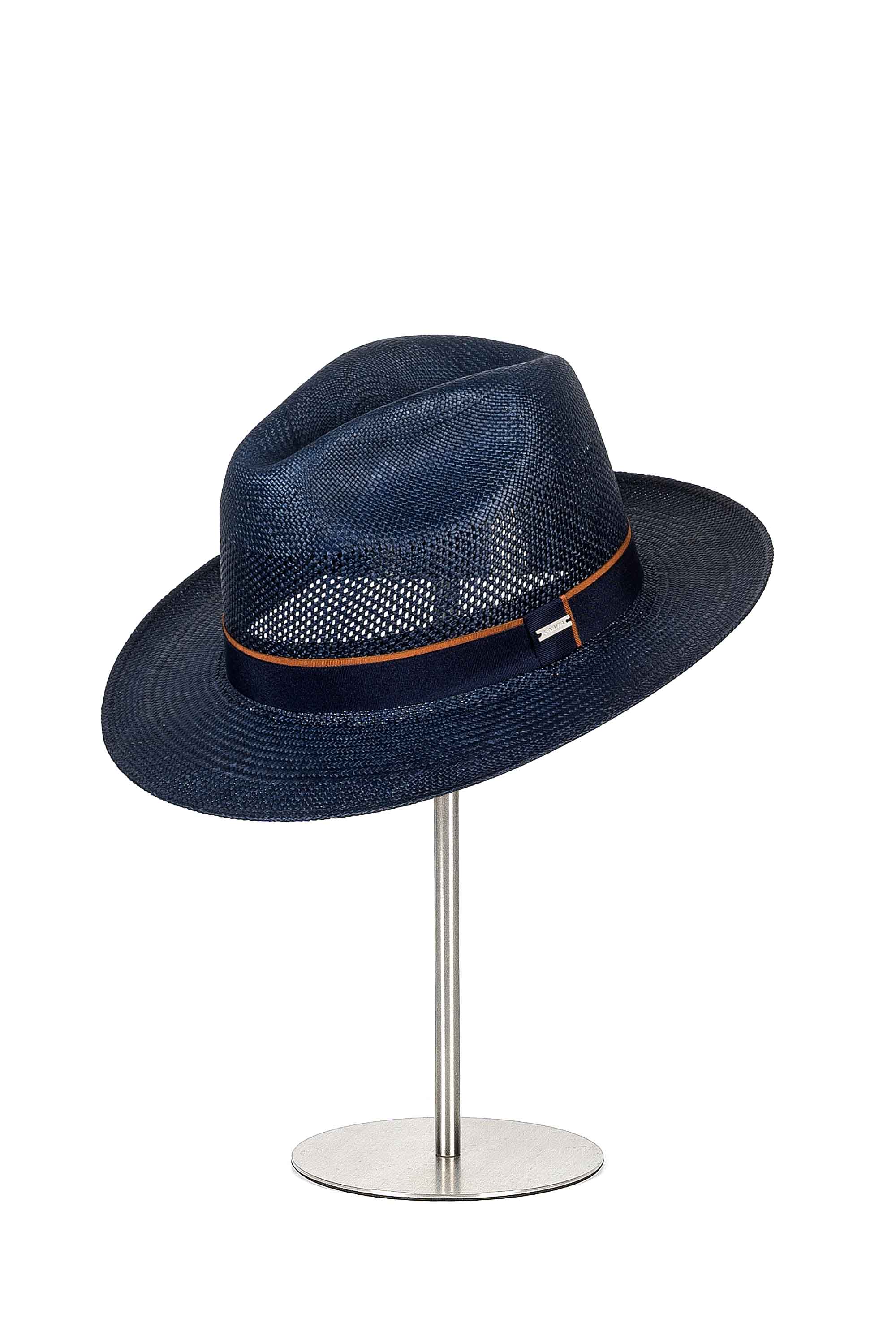 NOVA - Fedora calado ala corta