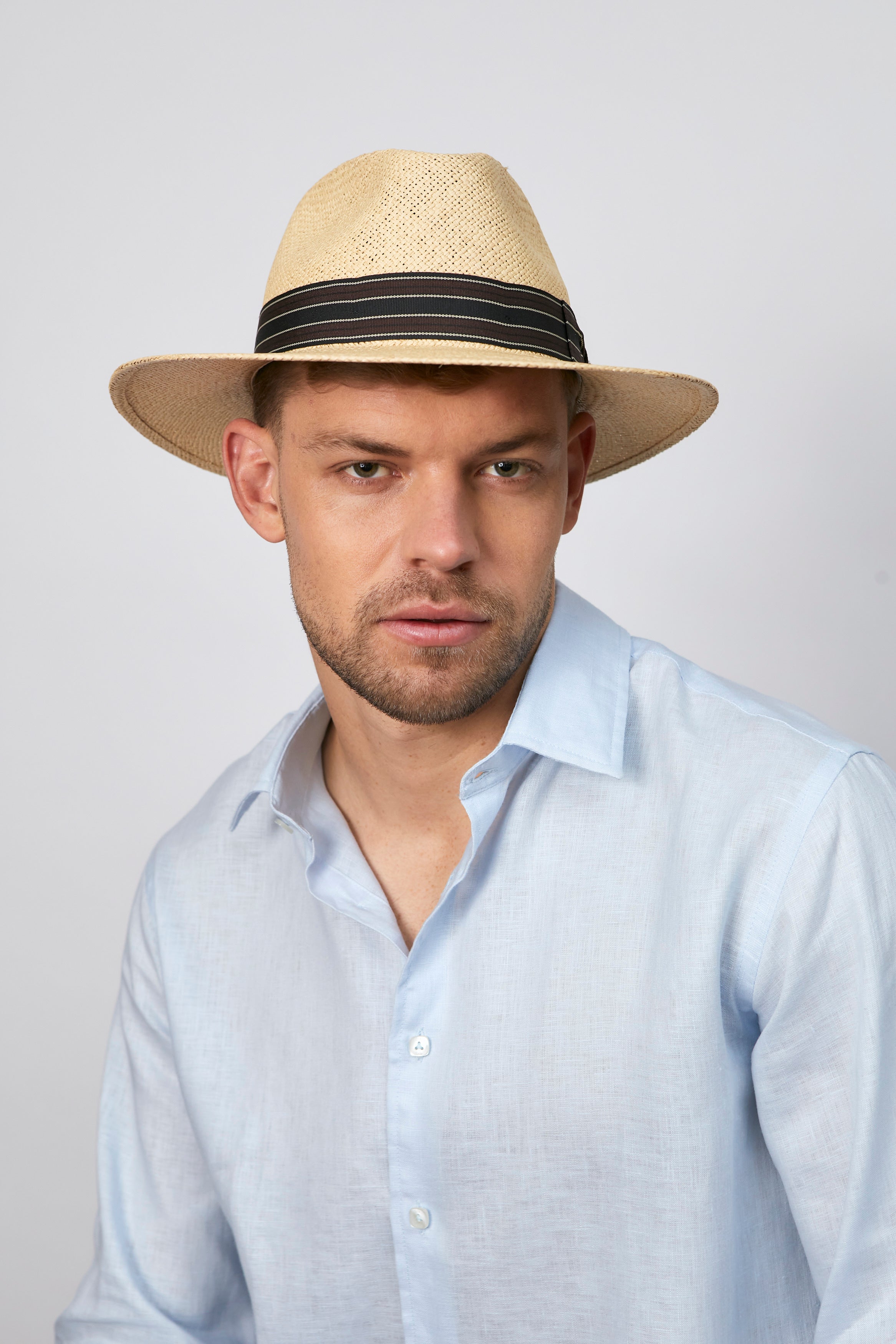 SALVADOR - Fedora Clásico (L)