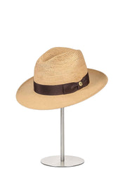 Abril- Fedora ala corta crochet
