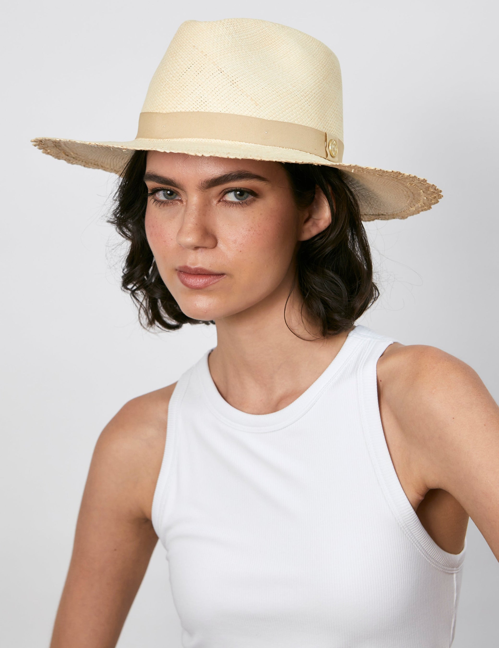 BenaviaSombreroMujer-ANNA2.jpg