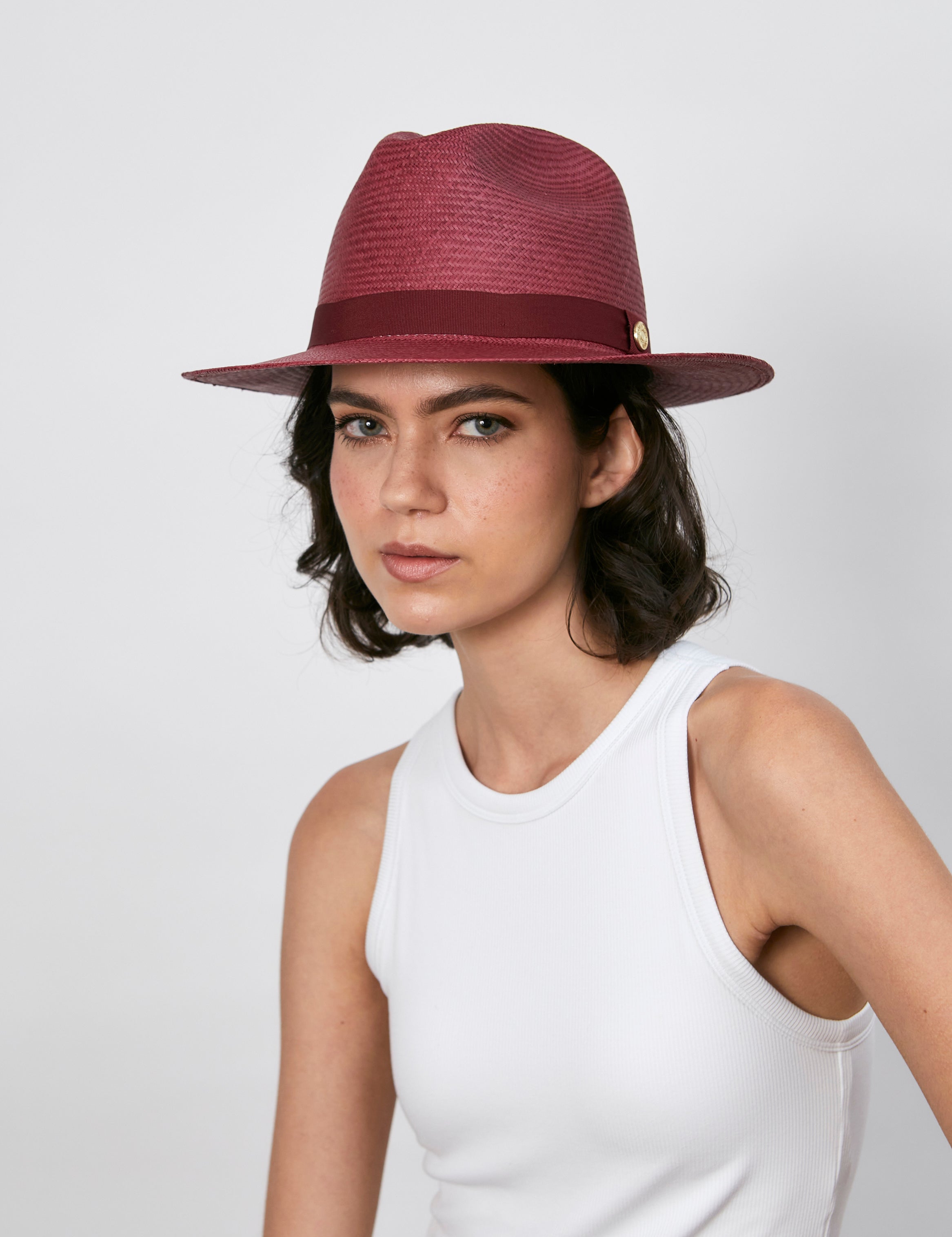 BenaviaSombreroMujer-FRIDA2.jpg
