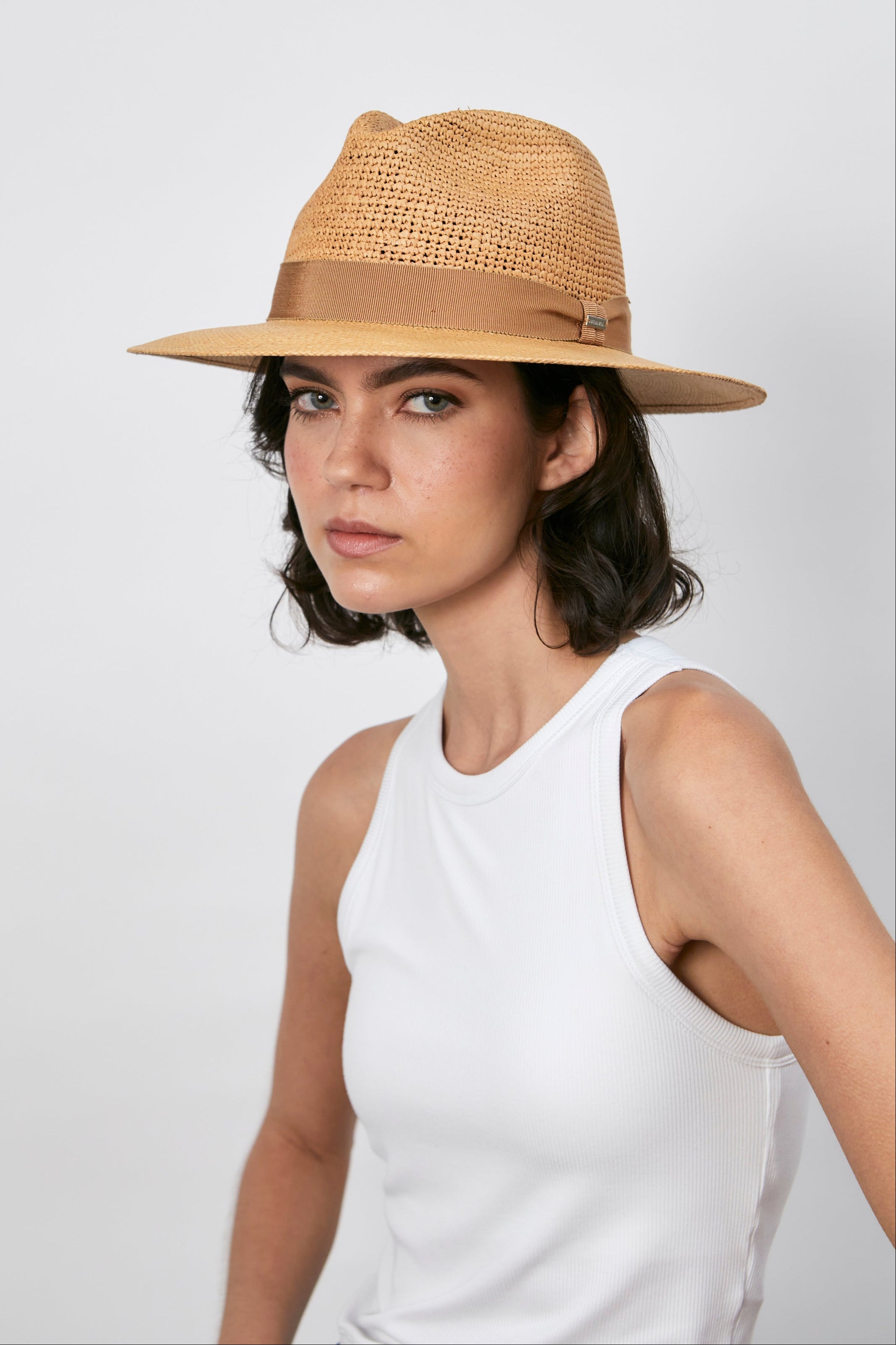 GRACIA - Fedora ala corta cabeza crochet