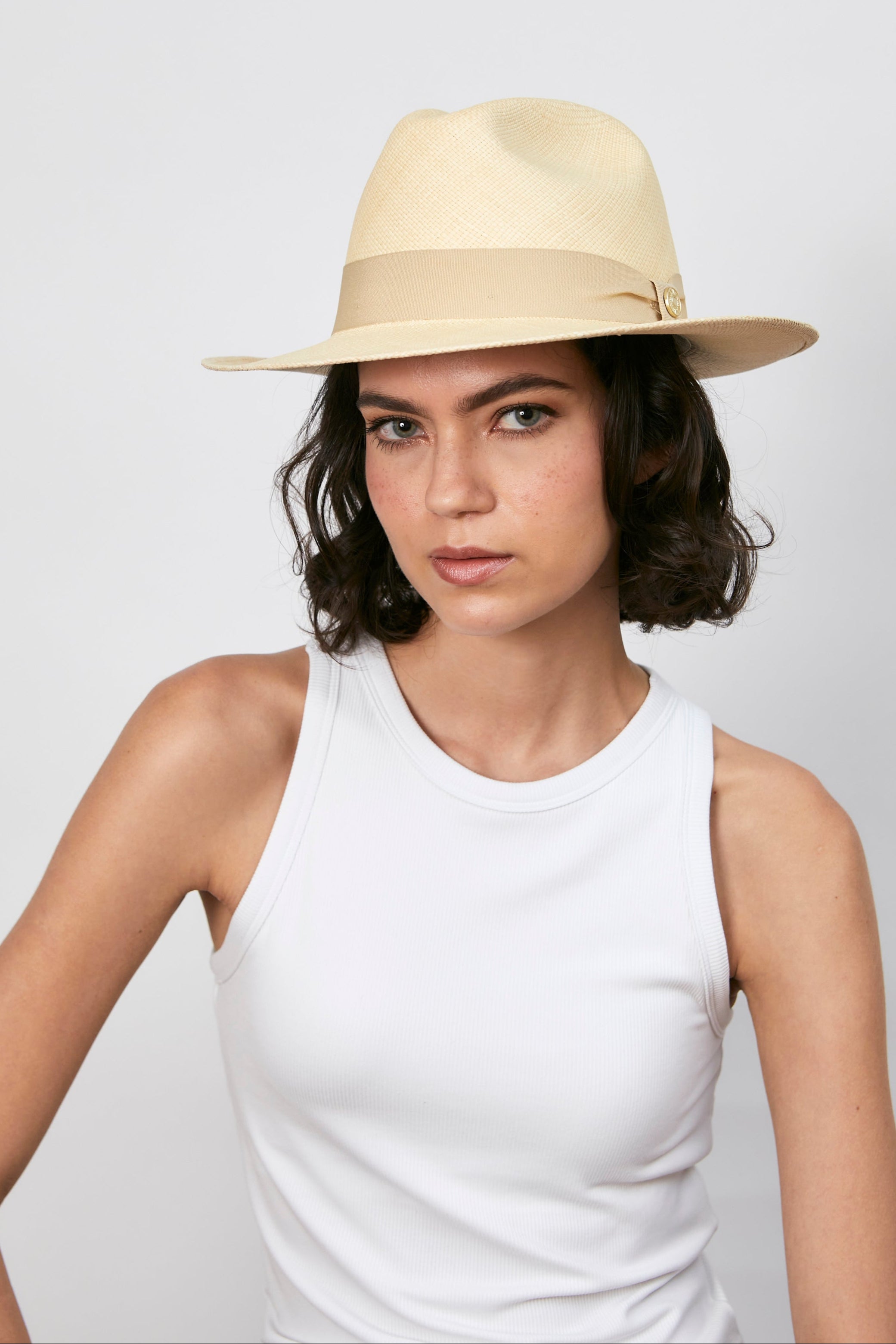 Lucia - Fedora clásico ala corta