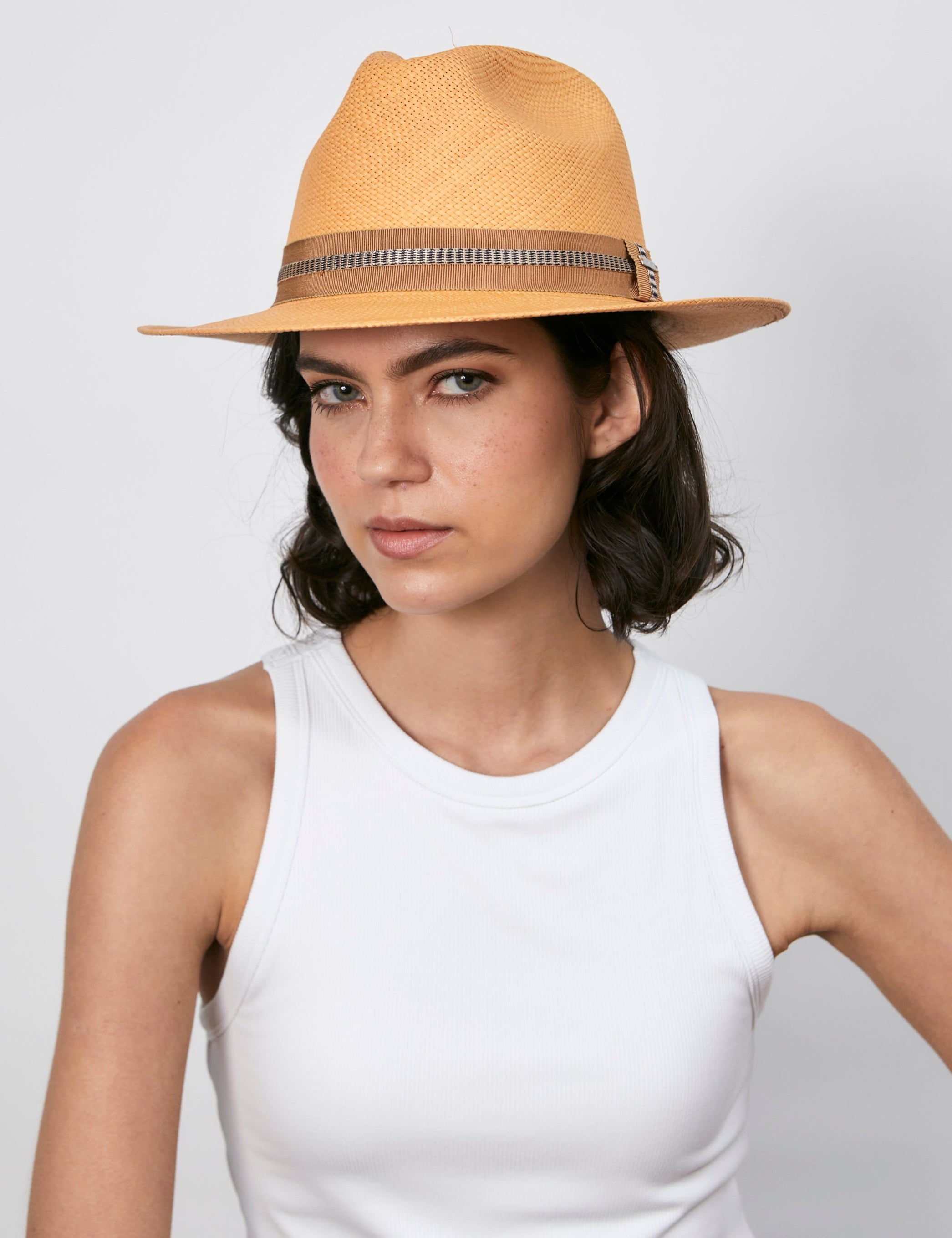 BenaviaSombreroMujer-MAITE3.jpg