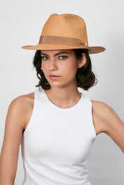 Maju - Fedora clásico ala corta