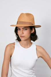 Maju - Fedora clásico ala corta