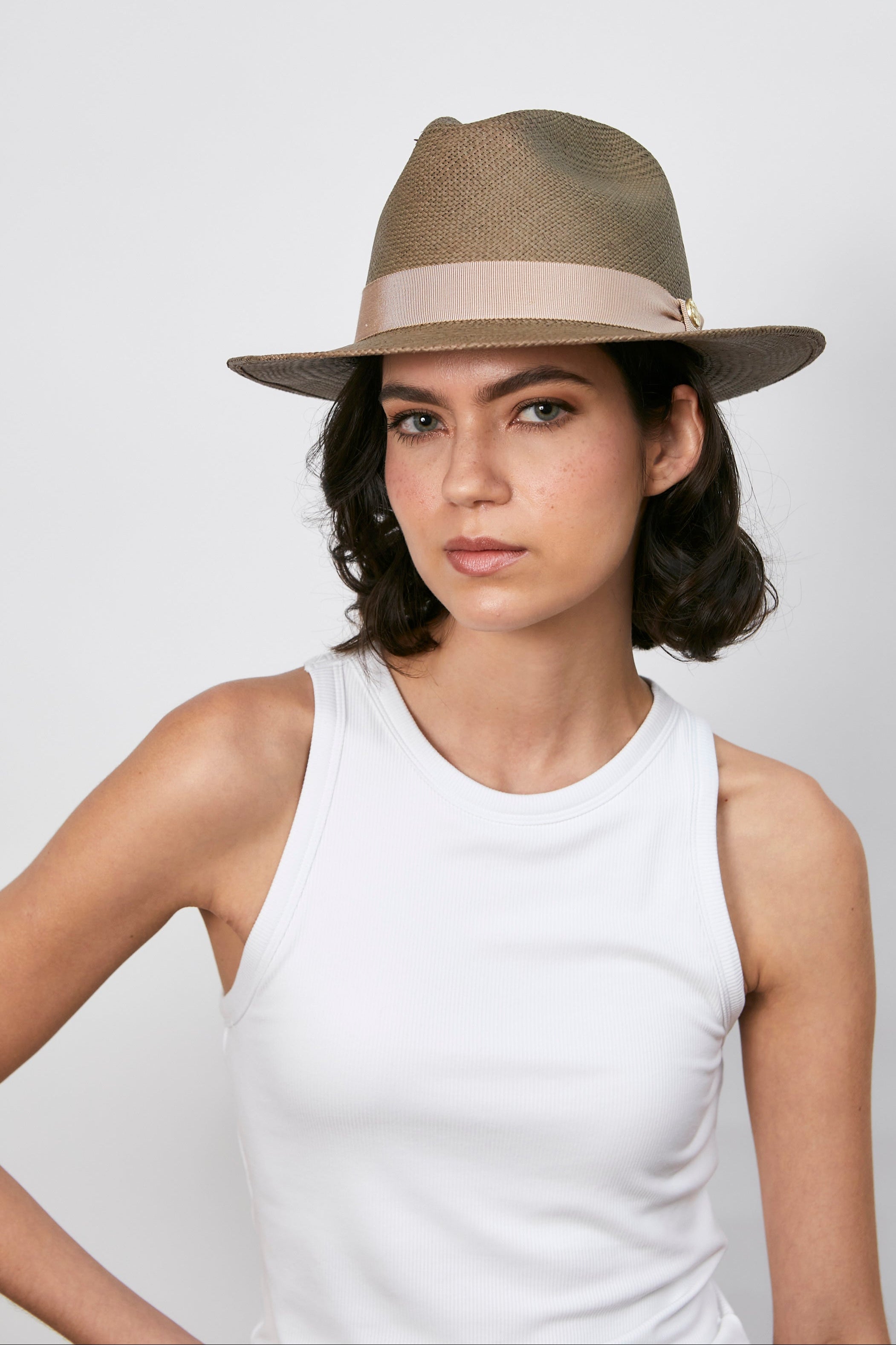 nicole - Fedora clásico ala corta