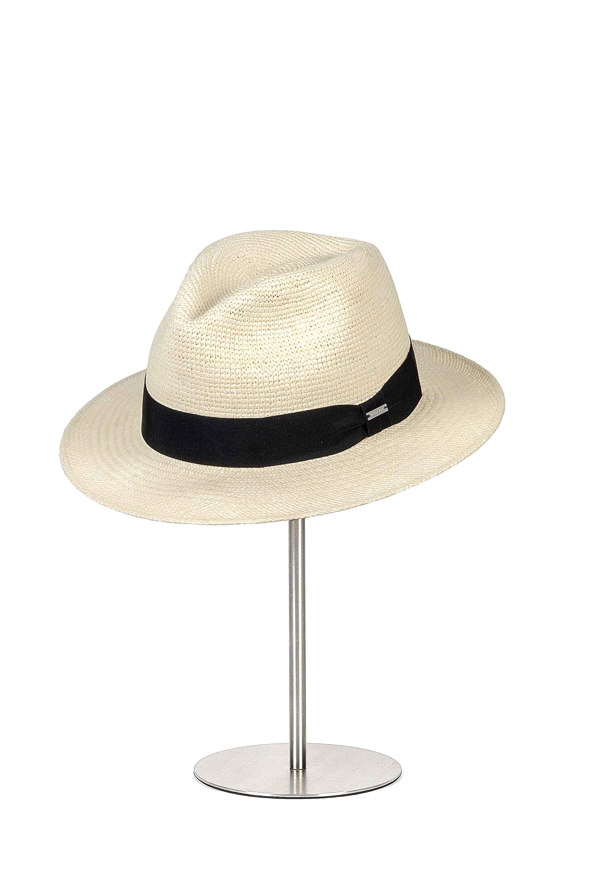 NOA - Fedora ala corta cabeza crochet