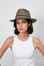 NOOR - Fedora clásico ala corta