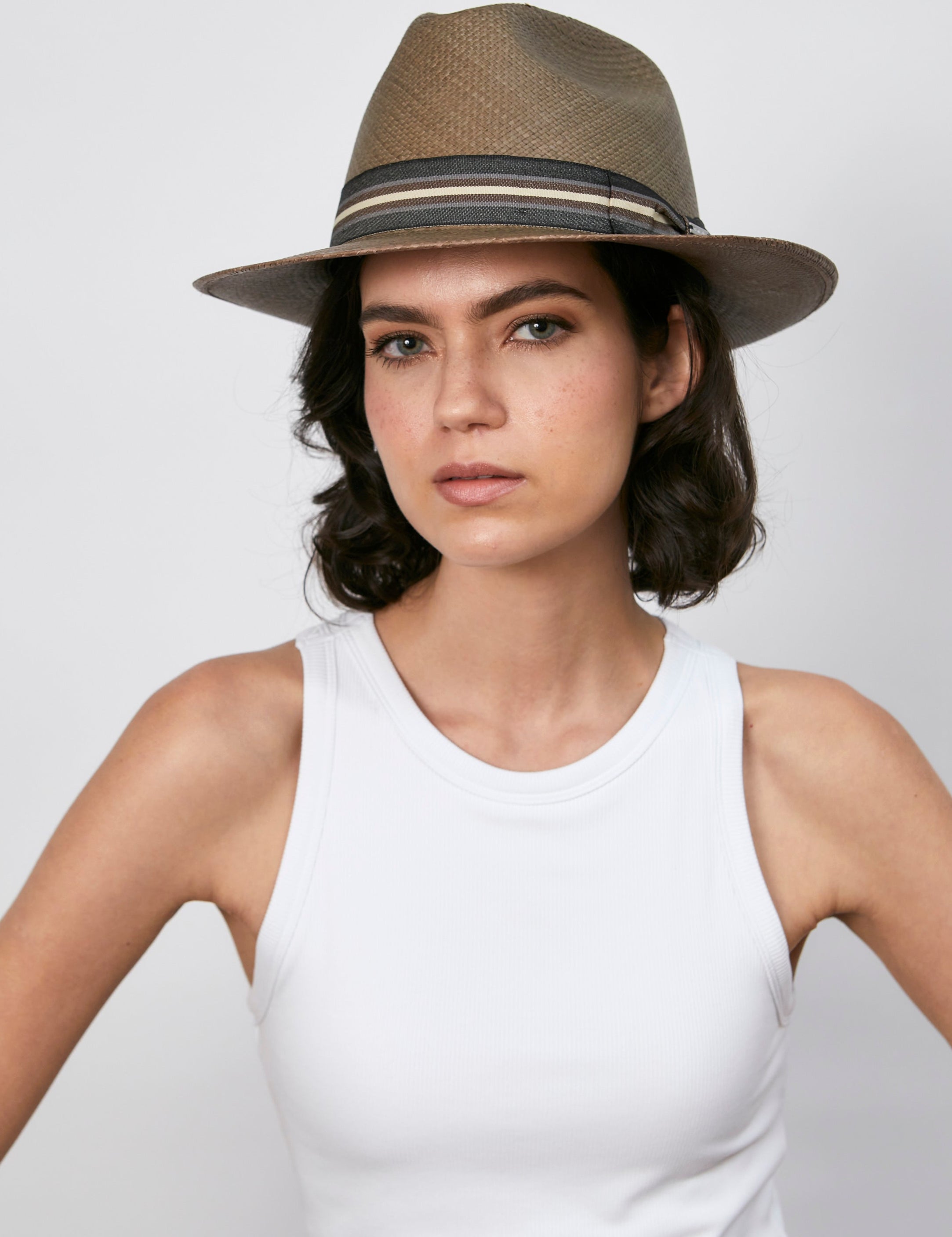 BenaviaSombreroMujer-NOOR4.jpg