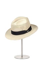 RENE - Fedora calado Ala corta