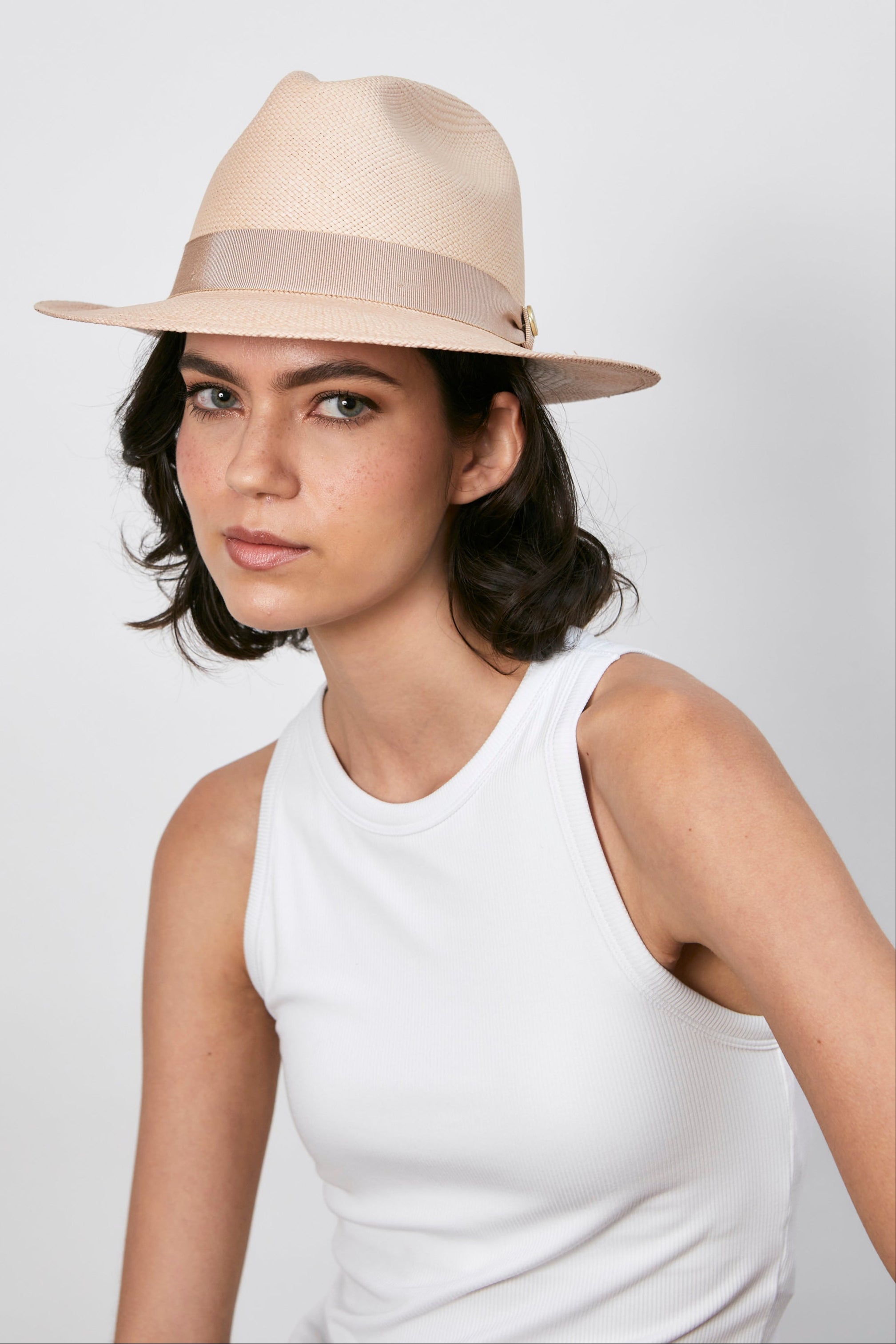 Sofia - Fedora clásico ala corta