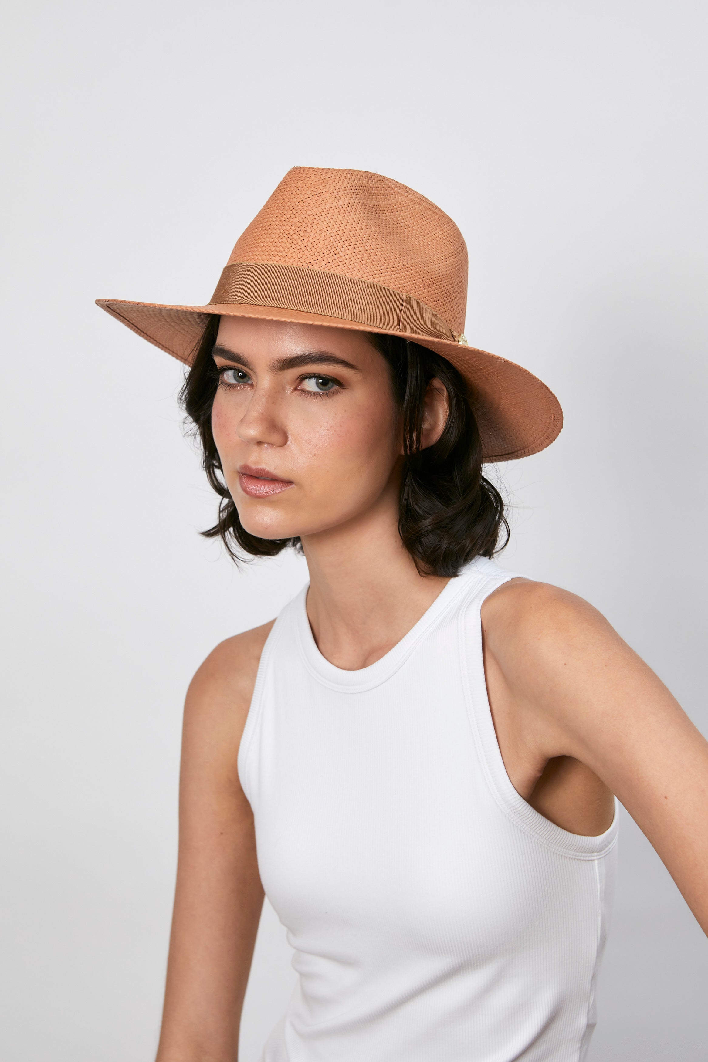 Tizi - Fedora clásico