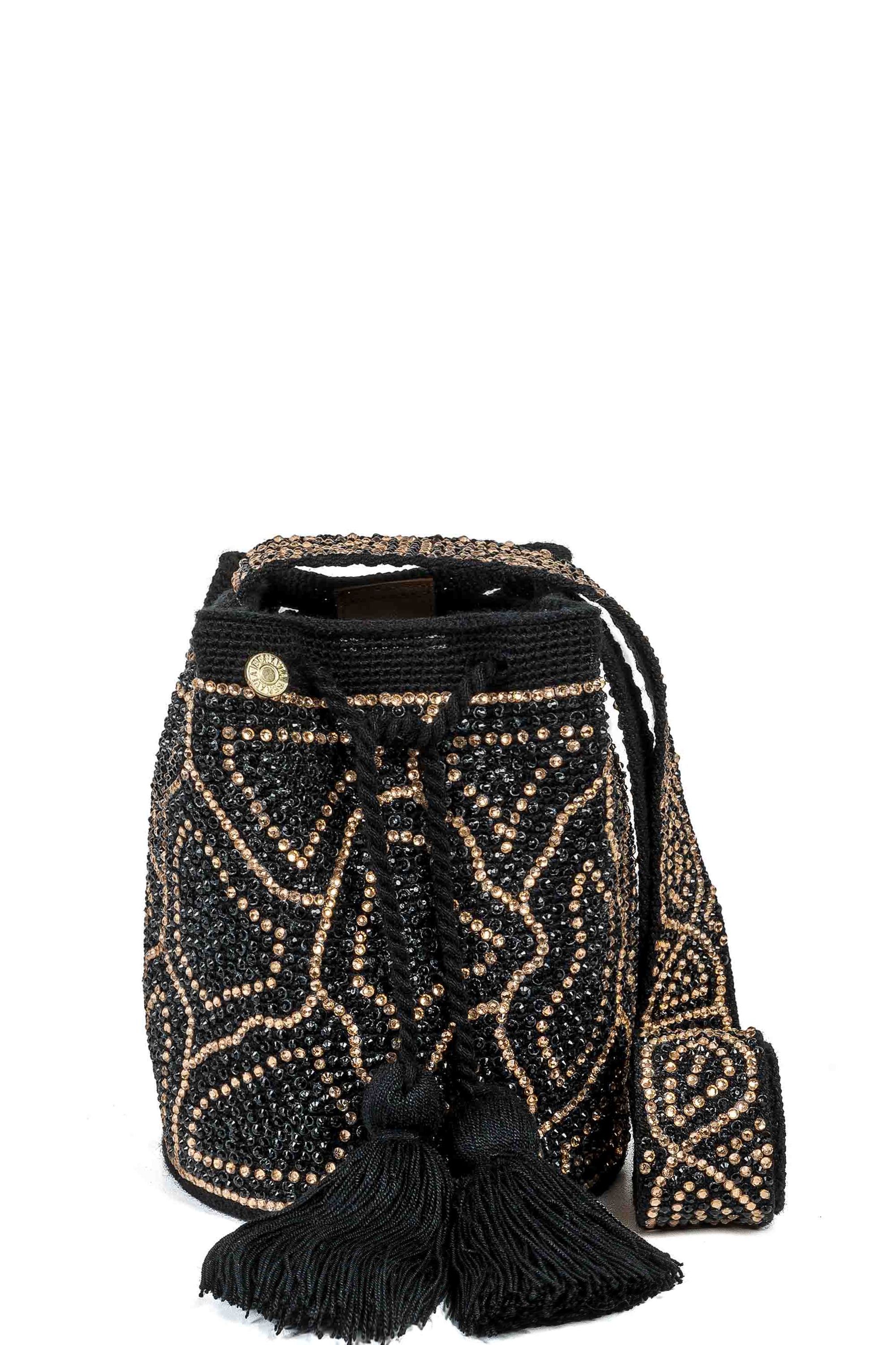 Wayuu bag bolso tejido a mano con aplicación de piedras decorativas