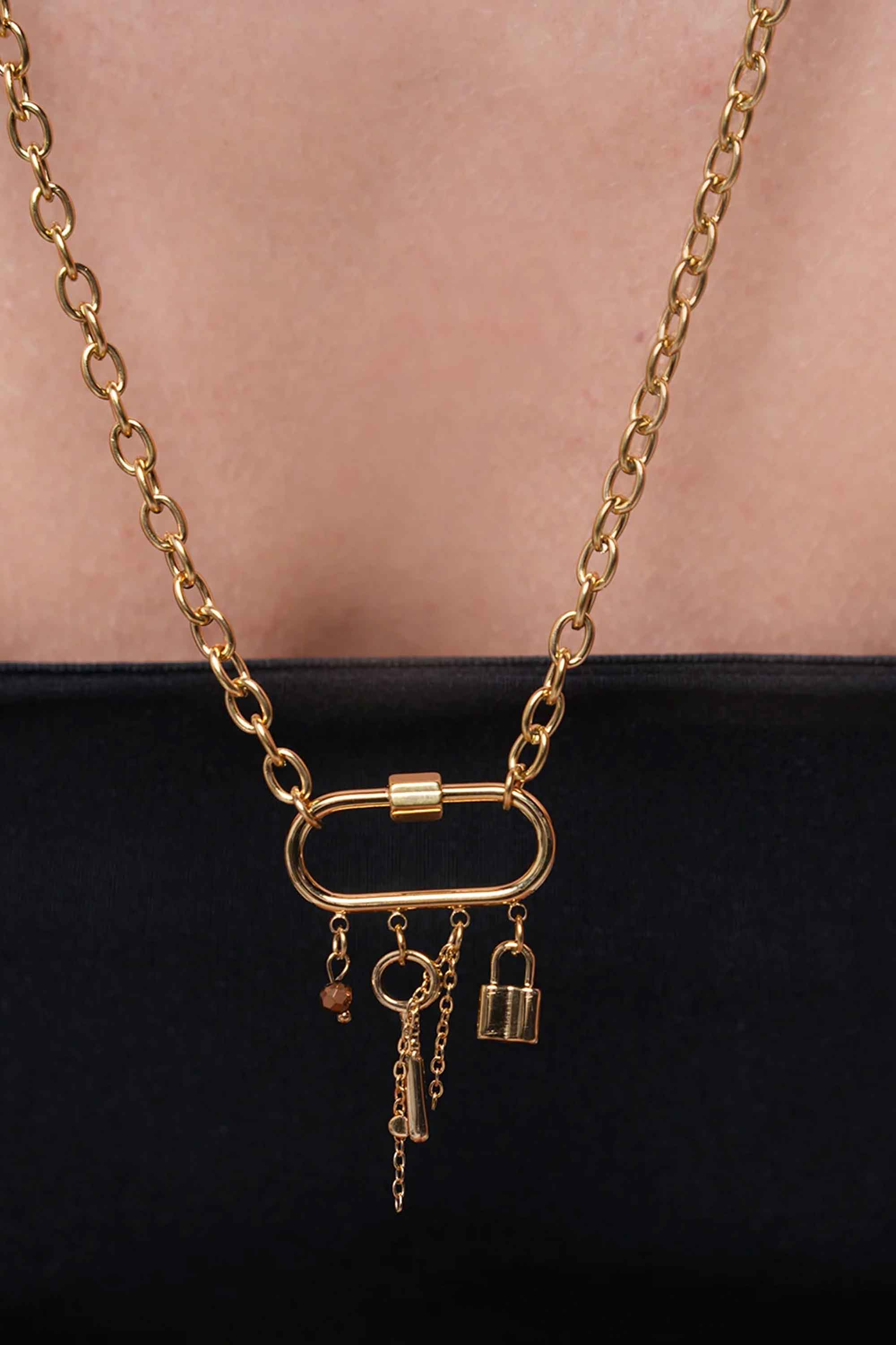 Collar Renata