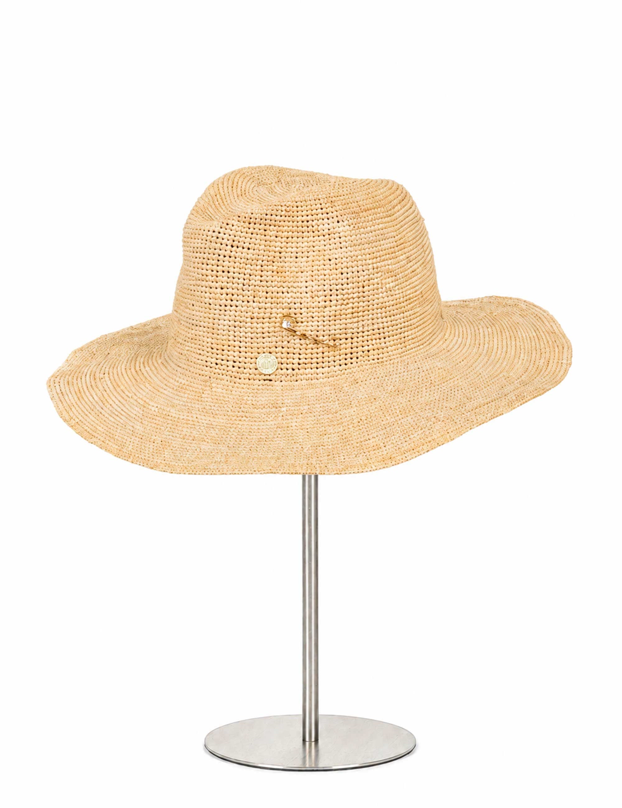 Sombrero-de-paja-BENAVIA-Carmela.jpg