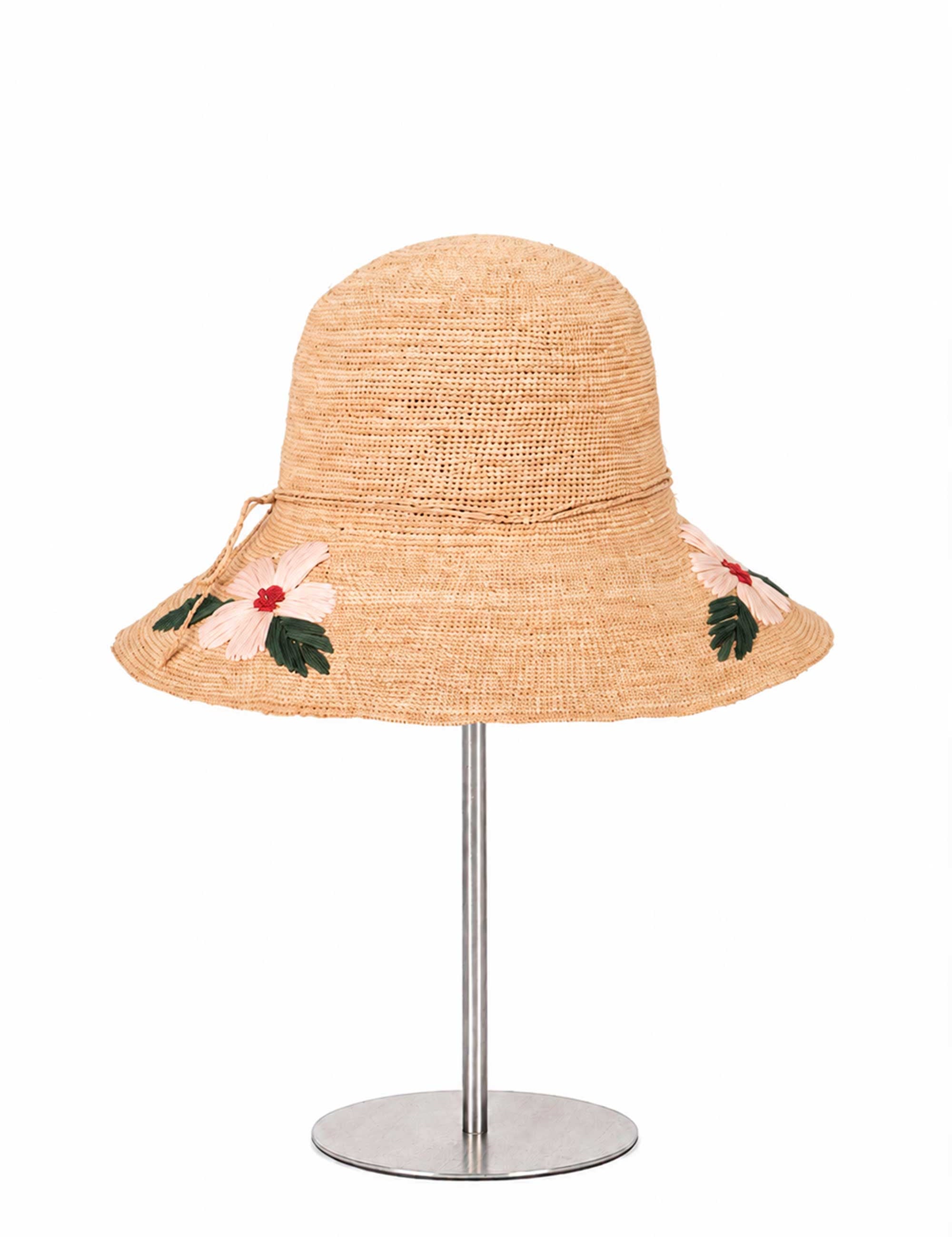 Sombrero-de-paja-BENAVIA-Luisa.jpg