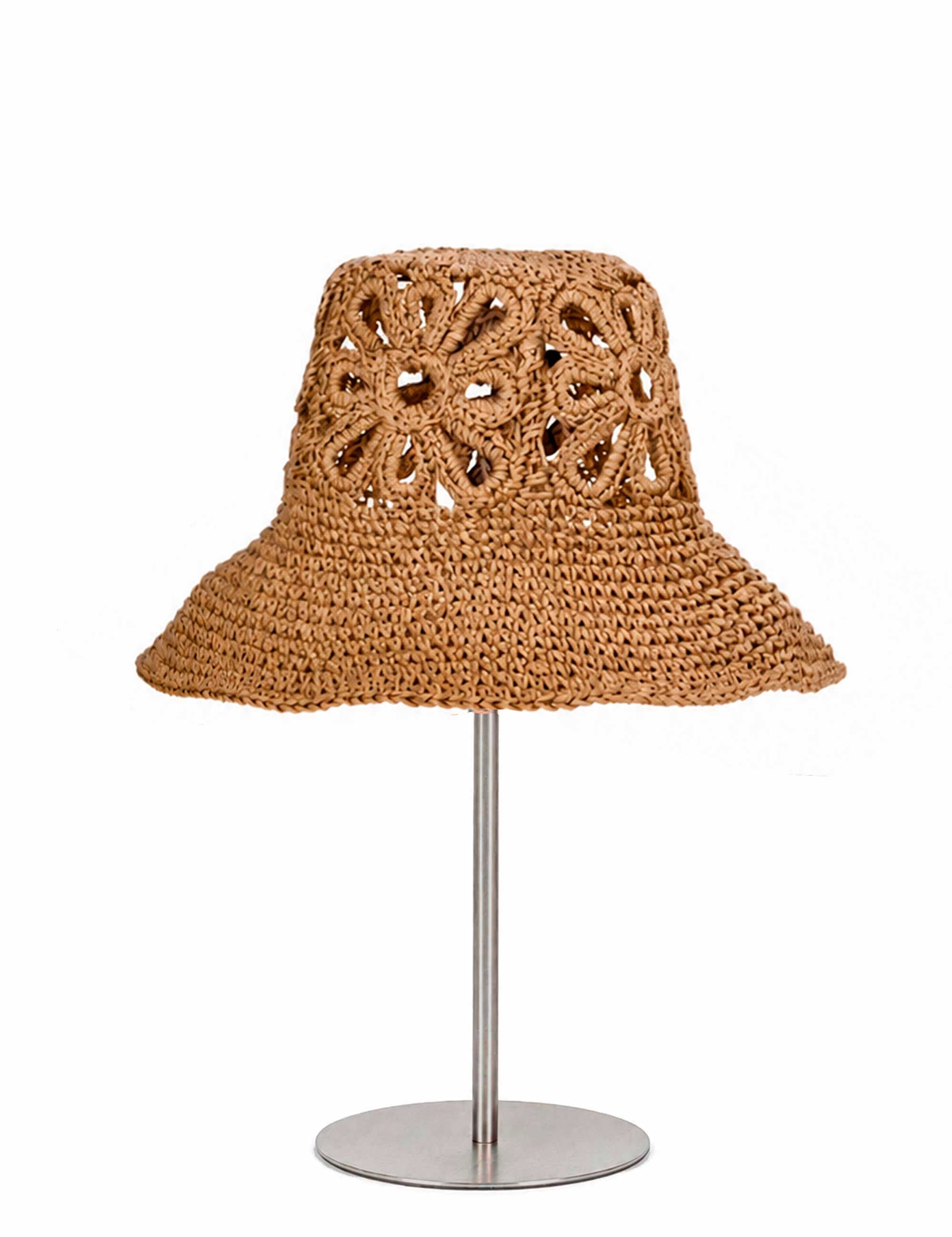 Sombrero-de-paja-Nathaly-camel-BENAVIA_bab5f8bd-2eff-4f6e-a57e-9438cedbc9bd.jpg