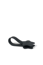 Clip porta sombrero ideal para viajes, en forma de estrella en color negro. Hecho de Silicona.