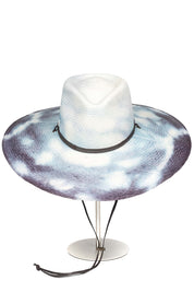 Sombrero de Paja Marisol. Hecho de 100% paja toquilla con un cintillo decorativo de cuero. Panama hat tejido a mano en Ecuador. Tamaño Regulable.