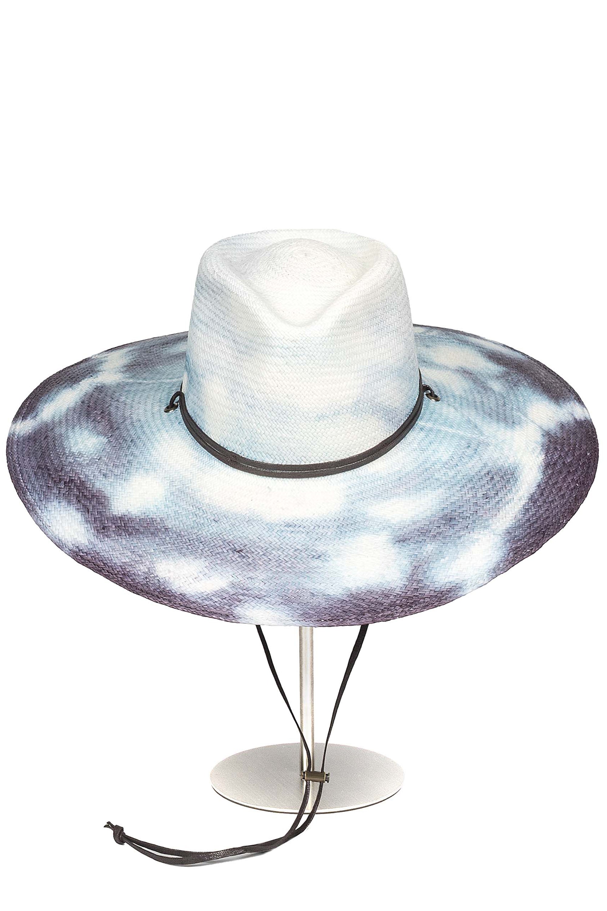Sombrero de Paja Marisol. Hecho de 100% paja toquilla con un cintillo decorativo de cuero. Panama hat tejido a mano en Ecuador. Tamaño Regulable.